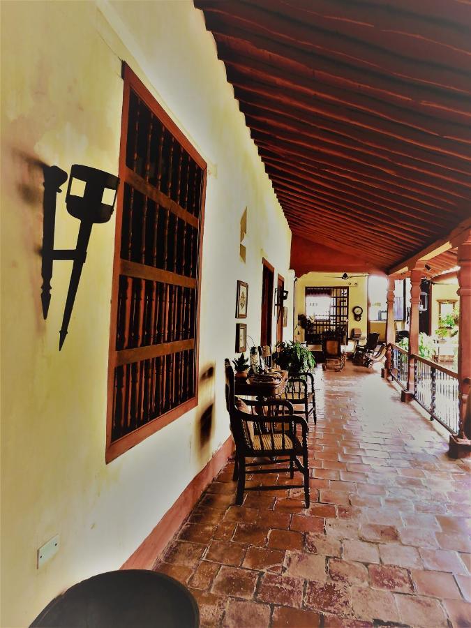Casa Sinning-Ano1637 Mompos Exterior photo
